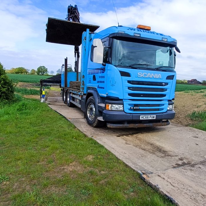 Hiab-Lorries-4